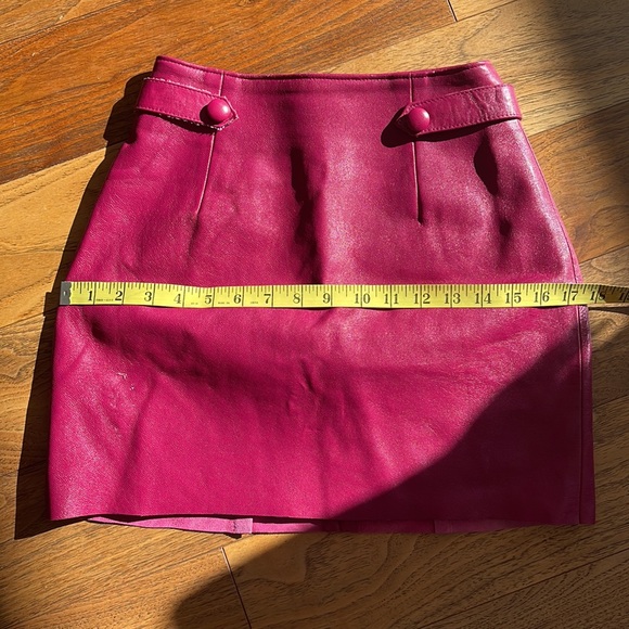 VINTAGE 100% Leather Fuchsia Miniskirt ‘XS’ - Picture 13 of 13
